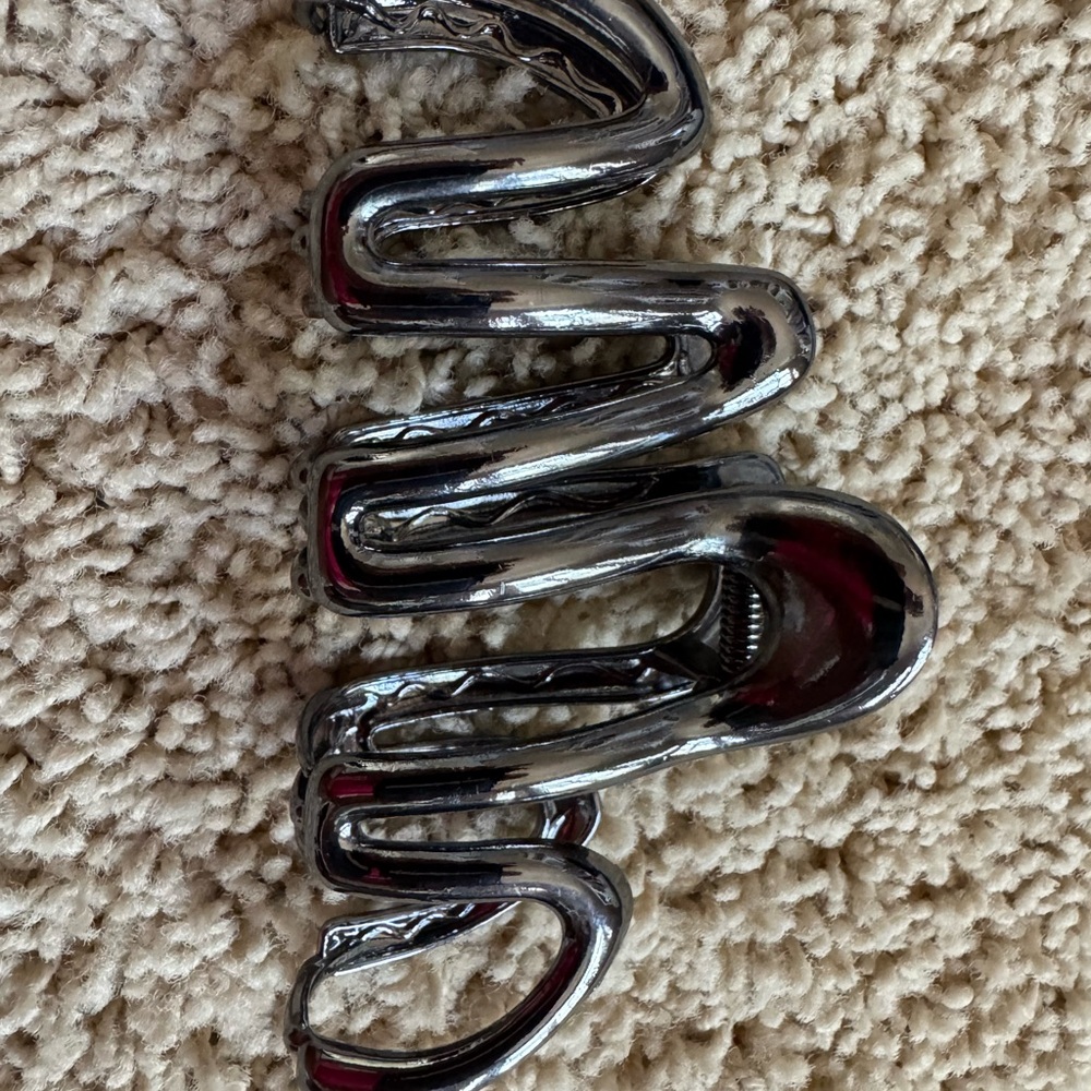 Silver Wiggly Hair Clip